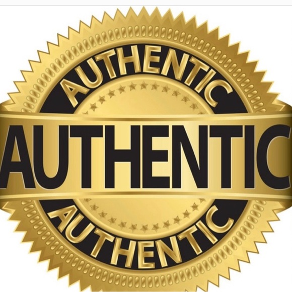 💯% Authentic LOUIS VUITTON
Silk Monogram Denim Bandeau Blue✨ - Picture 13 of 13